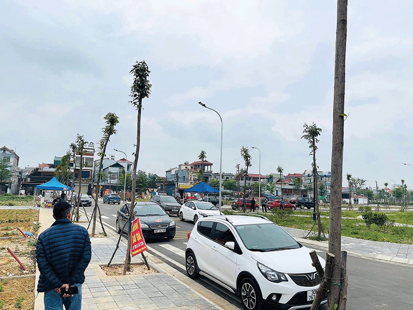 Chốt lời vàng, chuyển sang 