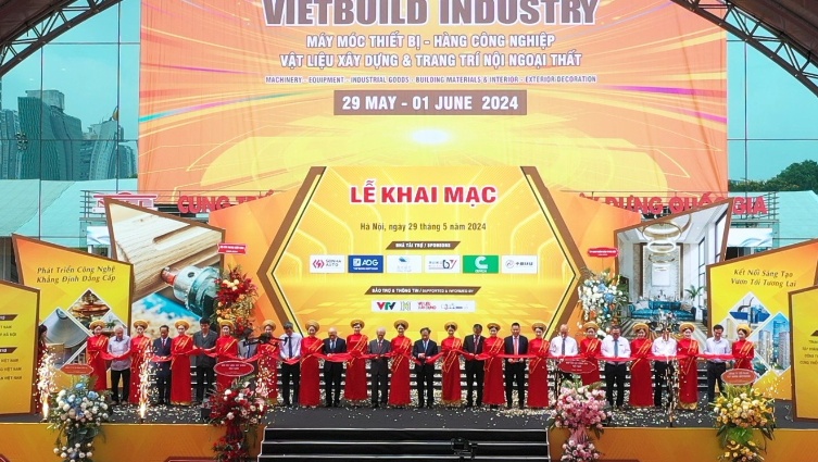 Hơn 900 gian hàng tham gia Vietbuild Hà Nội 2024 - lần II