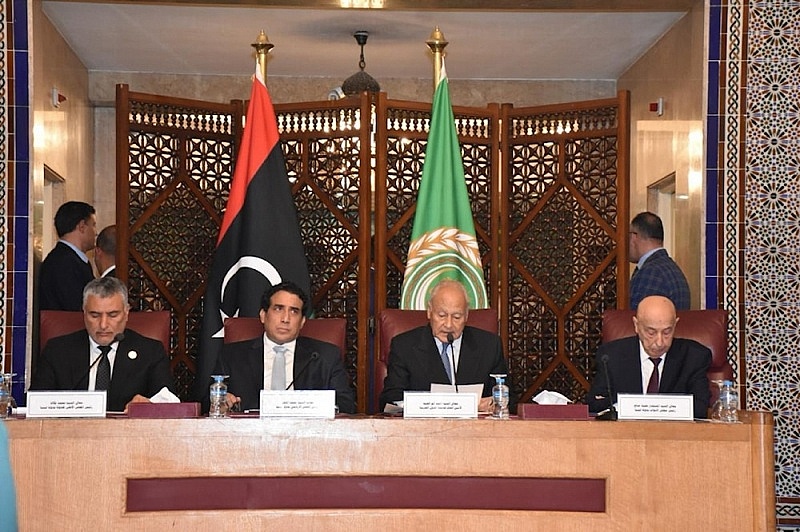 Chủ tịch Hội đồng Tổng thống Libya Mohamed Menfi, Chủ tịch Hội đồng Nhà nước Cấp cao Mohamed Takala và Chủ tịch Hạ viện Aguila Saleh trong một cuộc họp tại trụ sở Liên đoàn Ảrập năm 2023. Ảnh: Al Mayadeen Chủ tịch Hội đồng Tổng thống Libya Mohamed Menfi, Chủ tịch Hội đồng Nhà nước Cấp cao Mohamed Takala và Chủ tịch Hạ viện Aguila Saleh trong một cuộc họp tại trụ sở Liên đoàn Ảrập năm 2023. Ảnh: Al Mayadeen