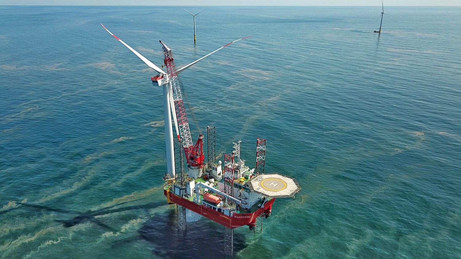 Dịch vụ Kỹ thuật Dầu khí (PTSC) định hướng tập trung vào các dự án ngoài khơi (offshore) đối với các công trình dầu khí truyền thống và đẩy mạnh tham gia chào thầu các gói thầu thi công điện gió ngoài khơi.