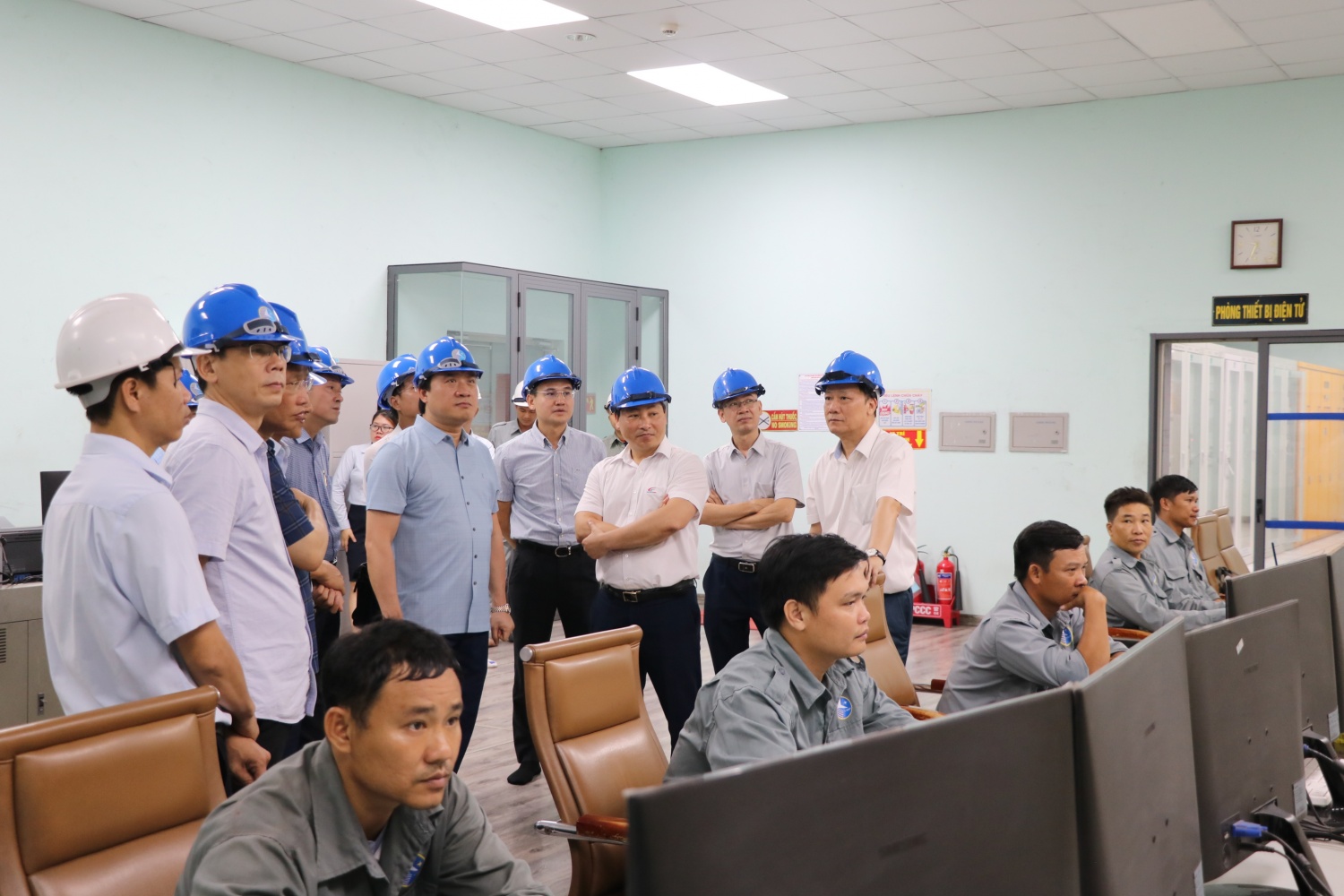 Than - Điện Nông Sơn khai thác tối đa để tăng dự trữ than cho sản xuất điện
