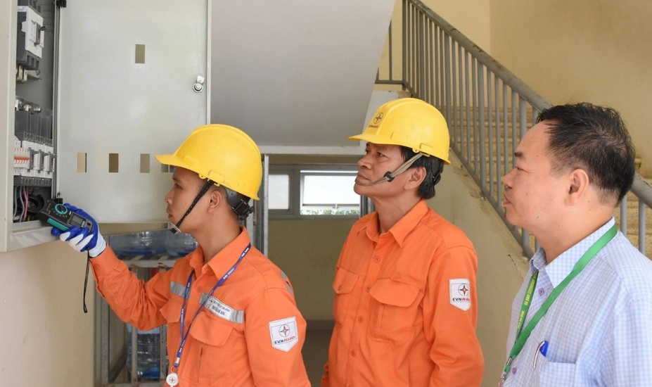 EVNHANOI đảm bảo điện phục vụ các kỳ thi