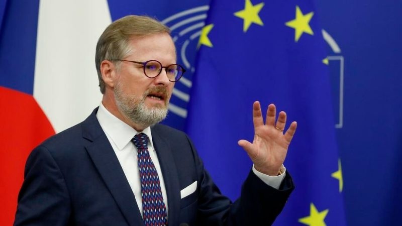 Séc tuyên bố ngừng nhập khẩu dầu của Nga