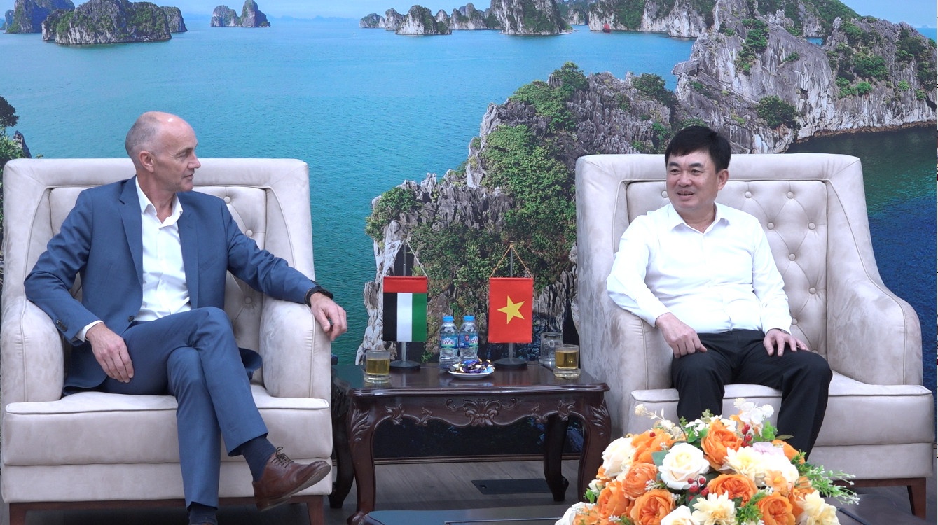 TKV và Emirate Global Aluminium hợp tác cung cấp alumina dài hạn