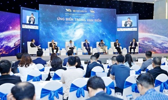 Ứng biến kịp thời trước biến động của thị trường và kinh tế thế giới
