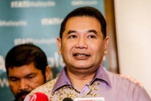 Malaysia điều chỉnh các chính sách về dầu khí