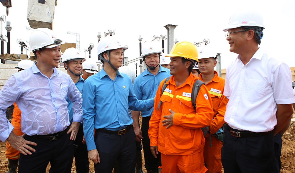 Chung sức, đồng lòng đưa Dự án đường dây 500kV mạch 3 về đích