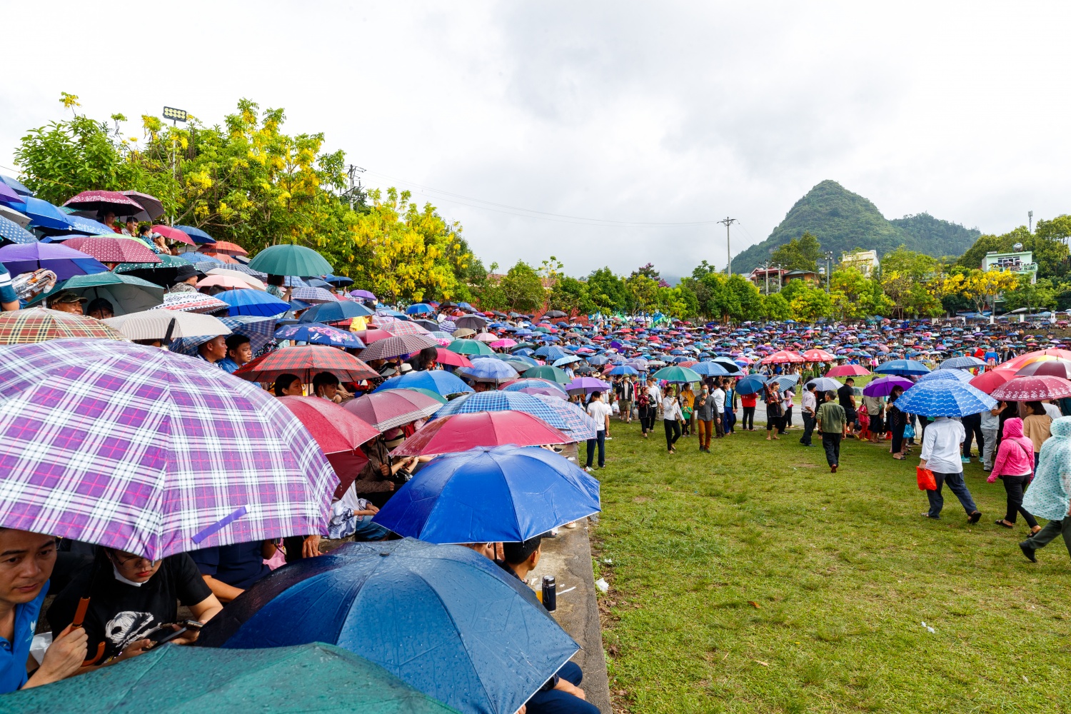 [Chùm ảnh] Hấp dẫn giải đua ngựa thồ nơi 