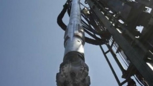 Hoạt động khoan thăm dò dầu khí thế giới giảm mạnh