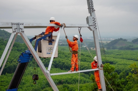 EVN sản xuất 28,09 tỷ kWh điện trong tháng 5