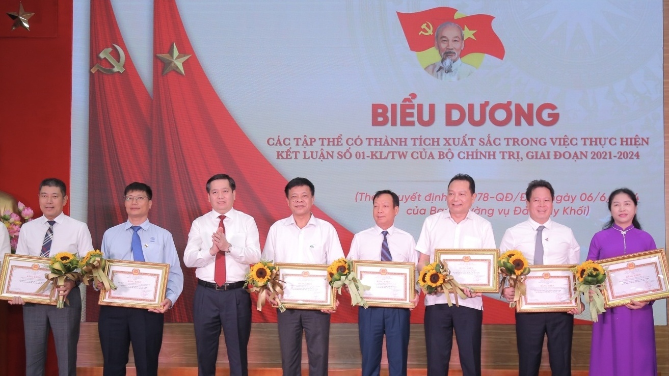 Đảng ủy Khối Doanh nghiệp Trung ương sơ kết 3 năm thực hiện Kết luận số 01-KL/TW