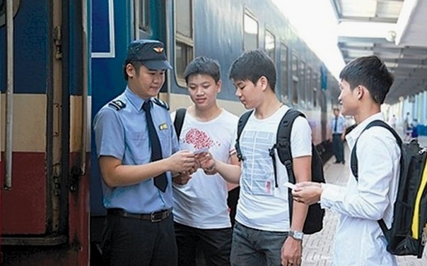 Ngành đường sắt giảm giá vé cho học sinh đi thi và nhập học năm 2024