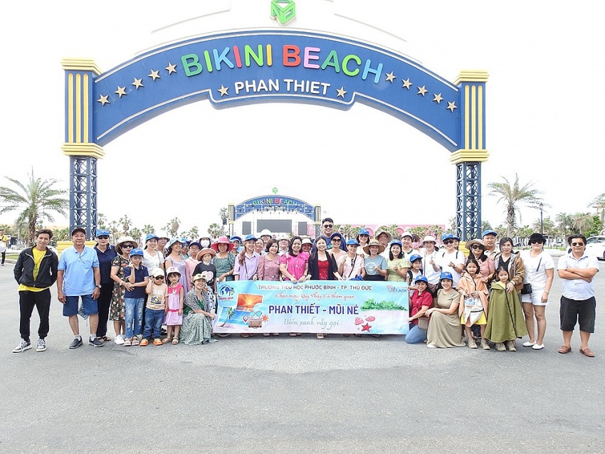 NovaWorld Phan Thiet nóng lên từng ngày với chuỗi Summer Fest, du khách đông nghịt từ sáng đến đêm