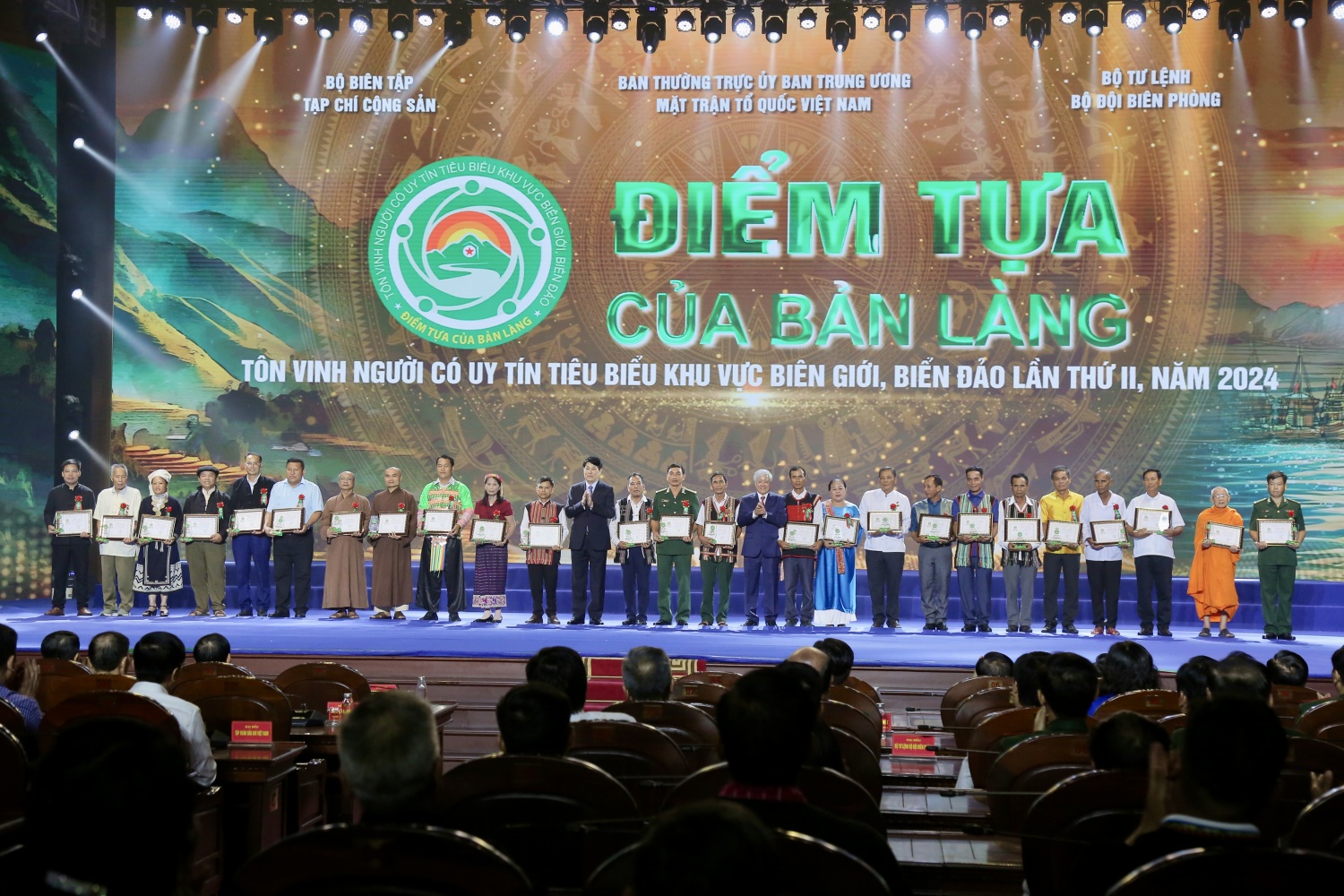 Petrovietnam đồng hành cùng chương trình "Điểm tựa của bản làng"