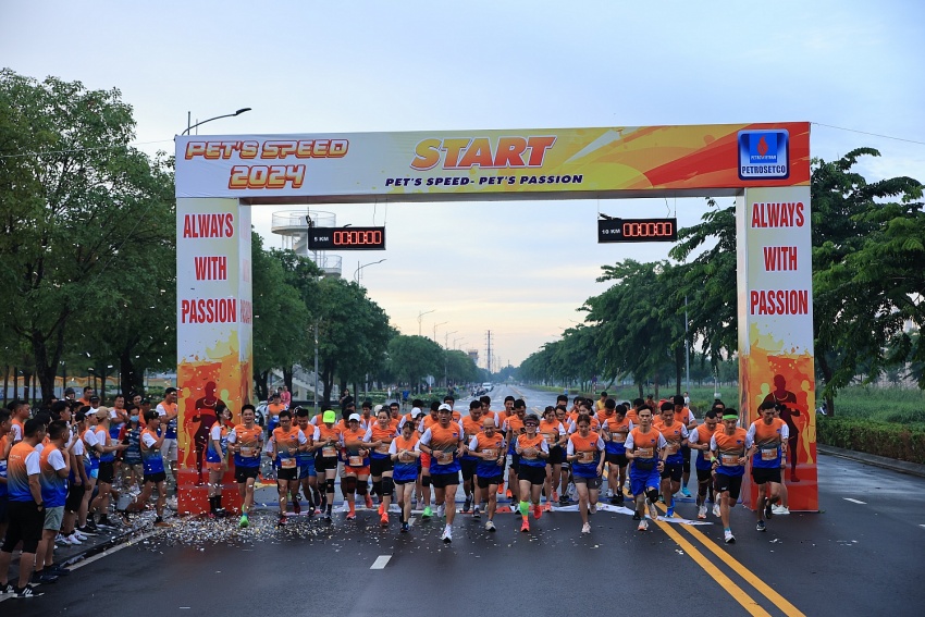 Giải chạy PET’S SPEED 2024 chào mừng 28 năm Ngày thành lập PETROSETCO