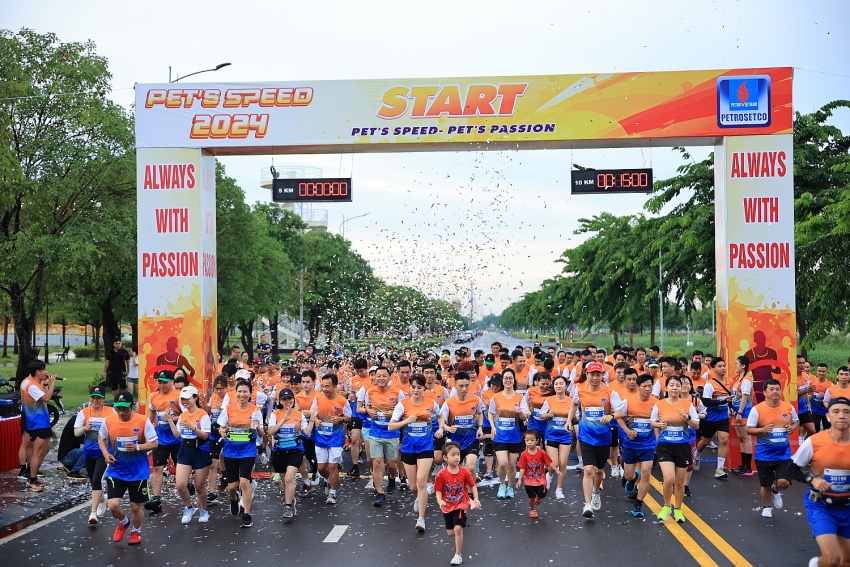 Giải chạy PET’S SPEED 2024 chào mừng 28 năm Ngày thành lập PETROSETCO