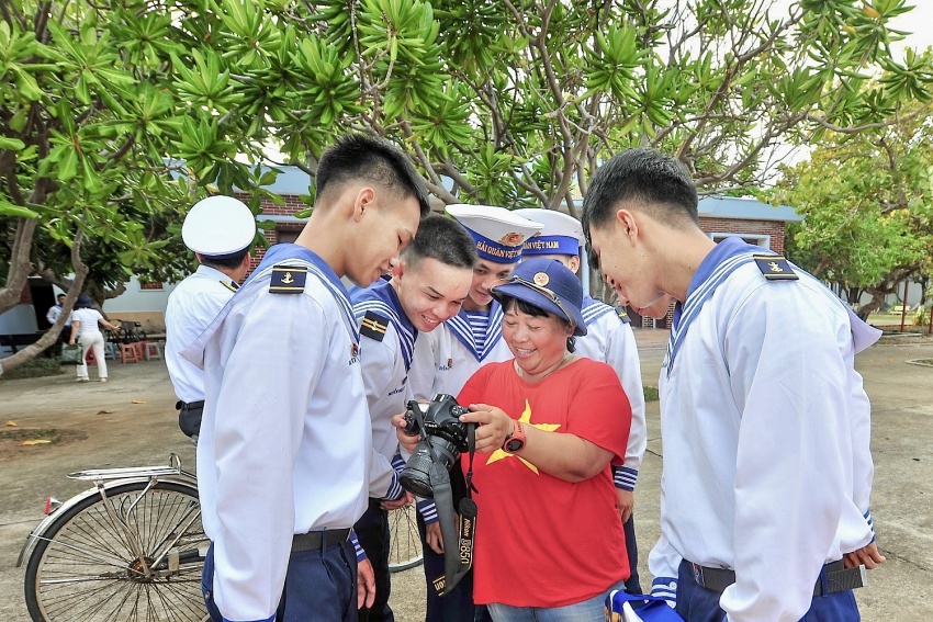 Những kỷ niệm tác nghiệp ở Trường Sa