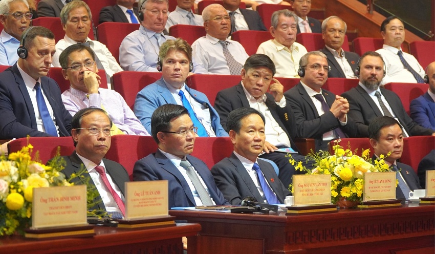Vietsovpetro mừng công khai thác 250 triệu tấn dầu và Kỷ niệm 43 năm ngày thành lập