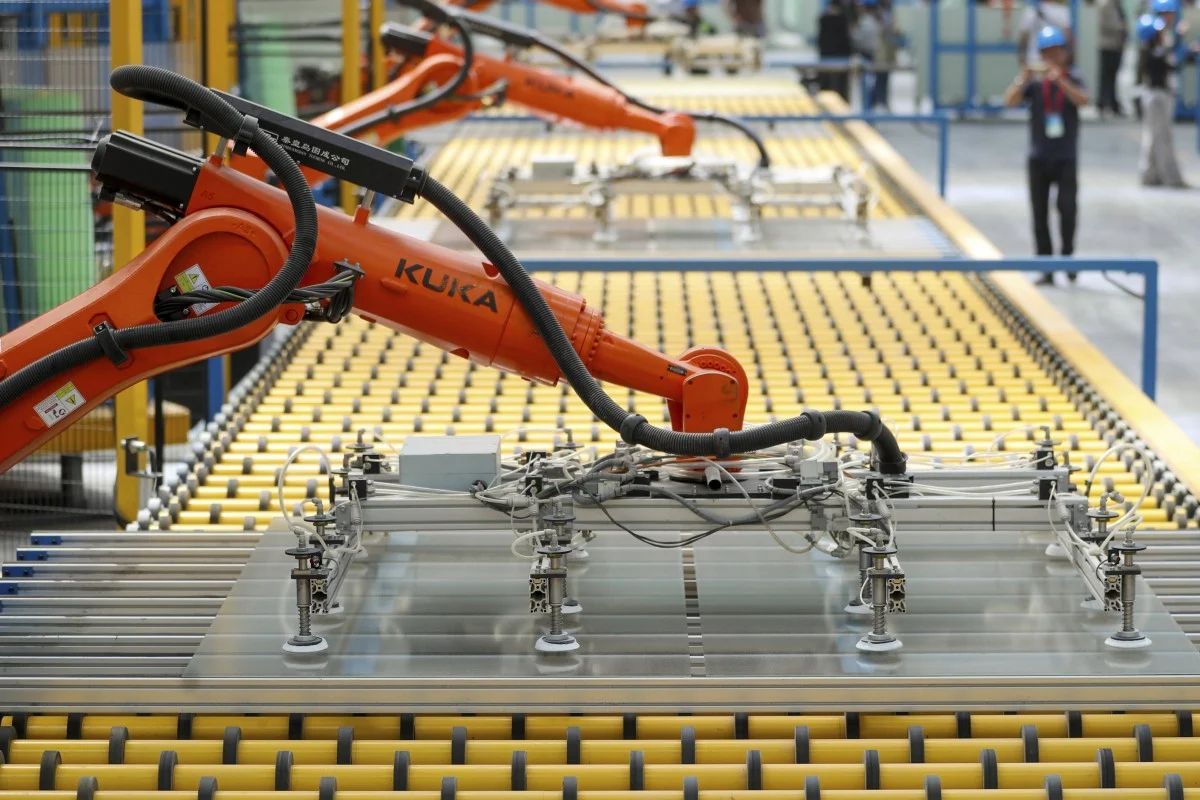 Trung Quốc lý giải vì sao năng lượng mặt trời dư thừa quá mức Trung Quốc lý giải vì sao năng lượng mặt trời dư thừa quá mức