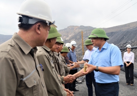 Than Hà Tu nâng cao hiệu suất lao động từ các phong trào thi đua thiết thực
