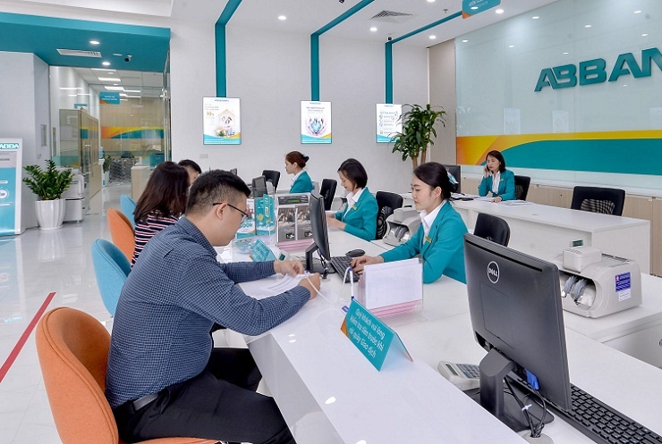 Tin ngân hàng ngày 29/6: Tăng trưởng lợi nhuận ngành Ngân hàng có thể giảm tốc trong quý II/2024
