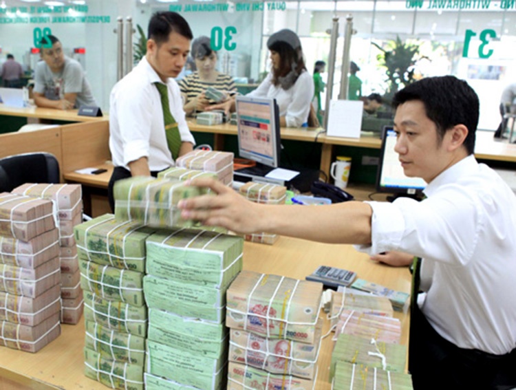 Tin ngân hàng tuần qua: Hơn 600 nghìn tỷ đồng tín dụng 