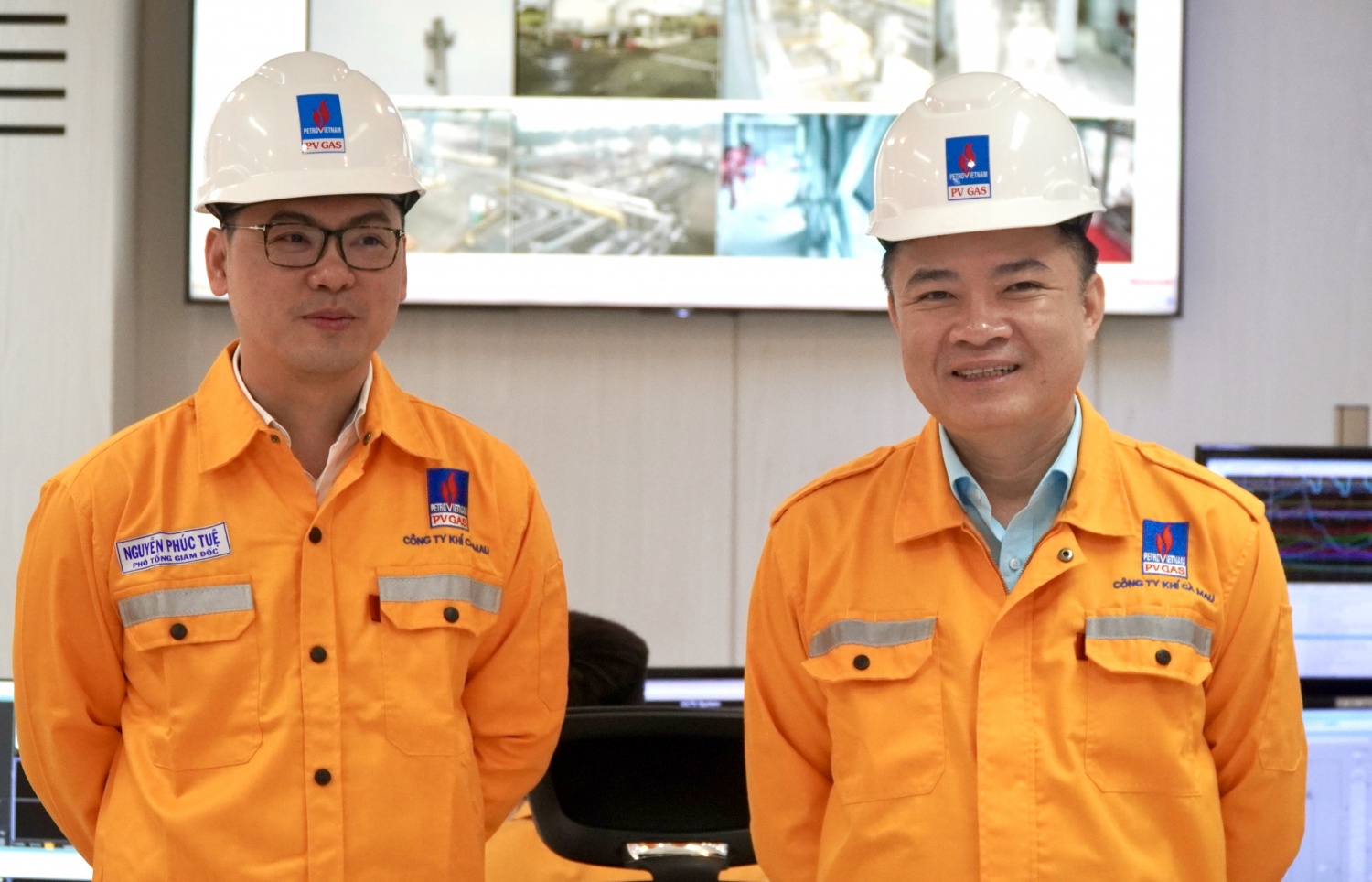 Đoàn công tác Petrovietnam thăm và làm việc tại Nhà máy Xử lý khí Cà Mau