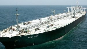 Các lệnh trừng phạt khiến hàng chục tàu chở dầu phải “nằm im”