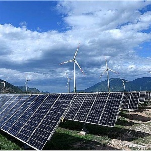 Điện mặt trời Trung Nam bị phạt gần 93 triệu đồng do vi phạm chứng khoán