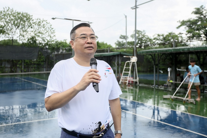 Ông Nguyễn Huy Vượng - Phó Bí thư Đảng uỷ, Phó Giám đốc chi nhánh, Chủ tịch Công đoàn PVPGB phát biểu khai mạc