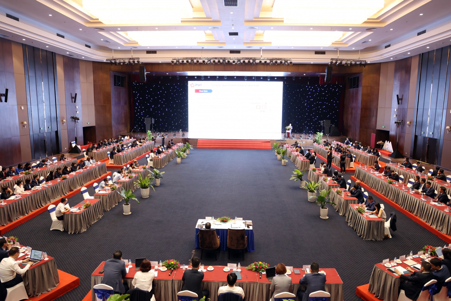 Toàn cảnh Hội nghị.