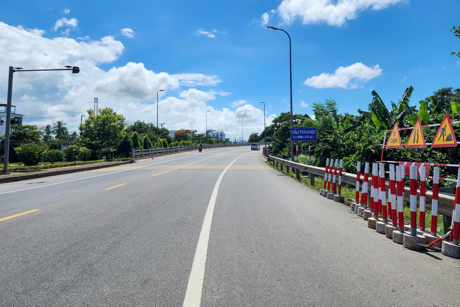 Cầu Trà Khúc 2 (quốc lộ 1A) đoạn đi qua TP Quảng Ngãi sẽ tạm dừng hoạt động từ ngày 15/7 để sửa chữa.