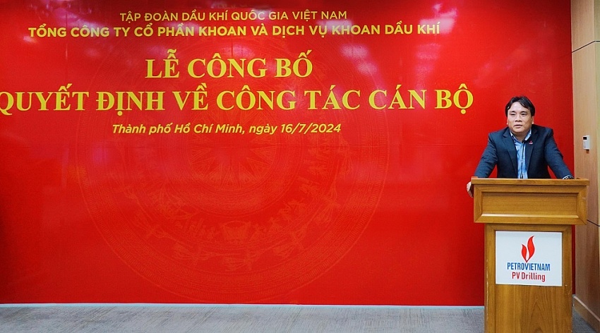 PV Drilling công bố và trao các quyết định về công tác cán bộ