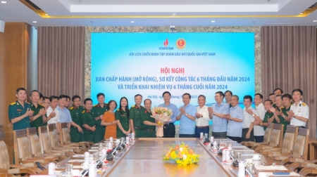 Hội CCB Tập đoàn sơ kết công tác 6 tháng đầu năm, triển khai nhiệm vụ 6 tháng cuối năm 2024