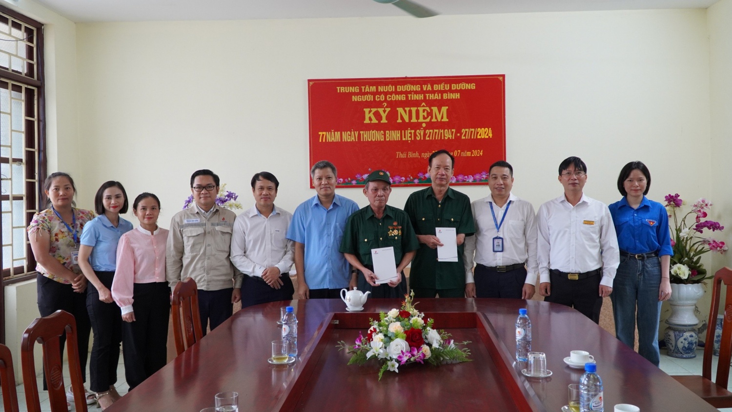 NMNĐ Thái Bình 2 tổ chức tri ân nhân kỷ niệm Ngày Thương binh - Liệt sĩ 