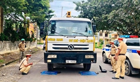 Tăng cường công tác bảo đảm trật tự, an toàn giao thông đối với hoạt động kinh doanh vận tải đường bộ trong tình hình mới