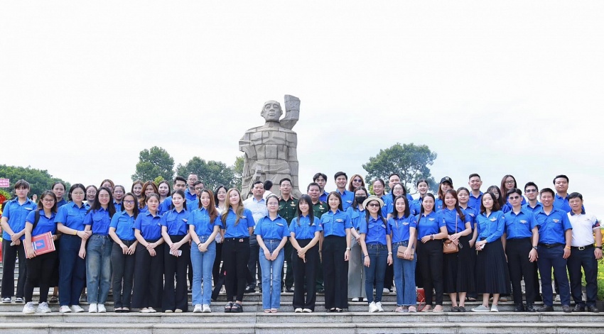 PVTrans dâng hương tưởng niệm các anh hùng liệt sĩ 