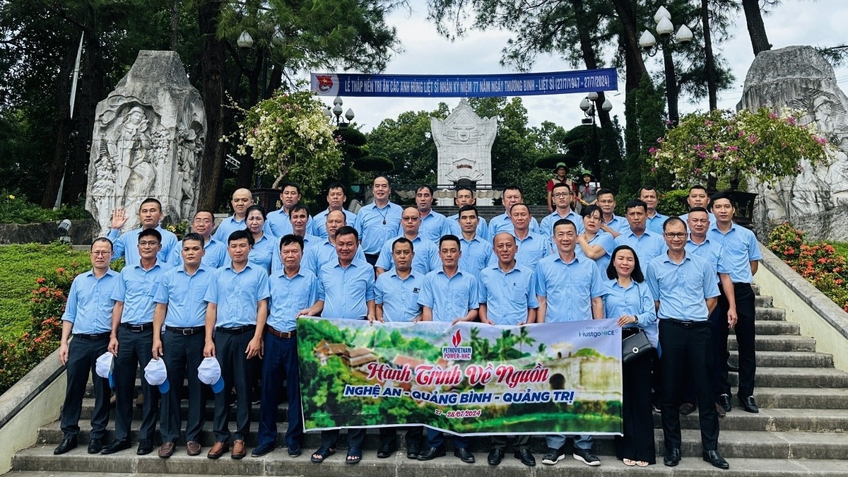 Hành trình về nguồn nhân kỷ niệm 77 năm Ngày Thương binh - Liệt sĩ của Thủy điện Hủa Na