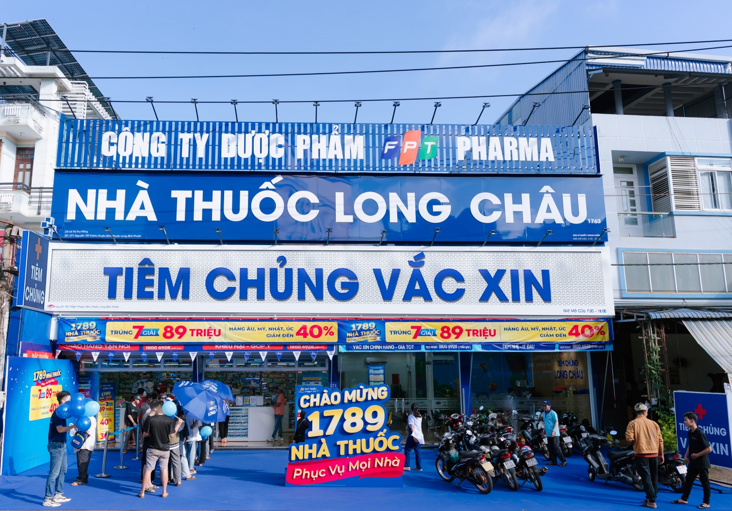FPT Retail đạt doanh thu gần 20 ngàn tỷ bán niên, Long Châu mở mới hơn 200 nhà thuốc