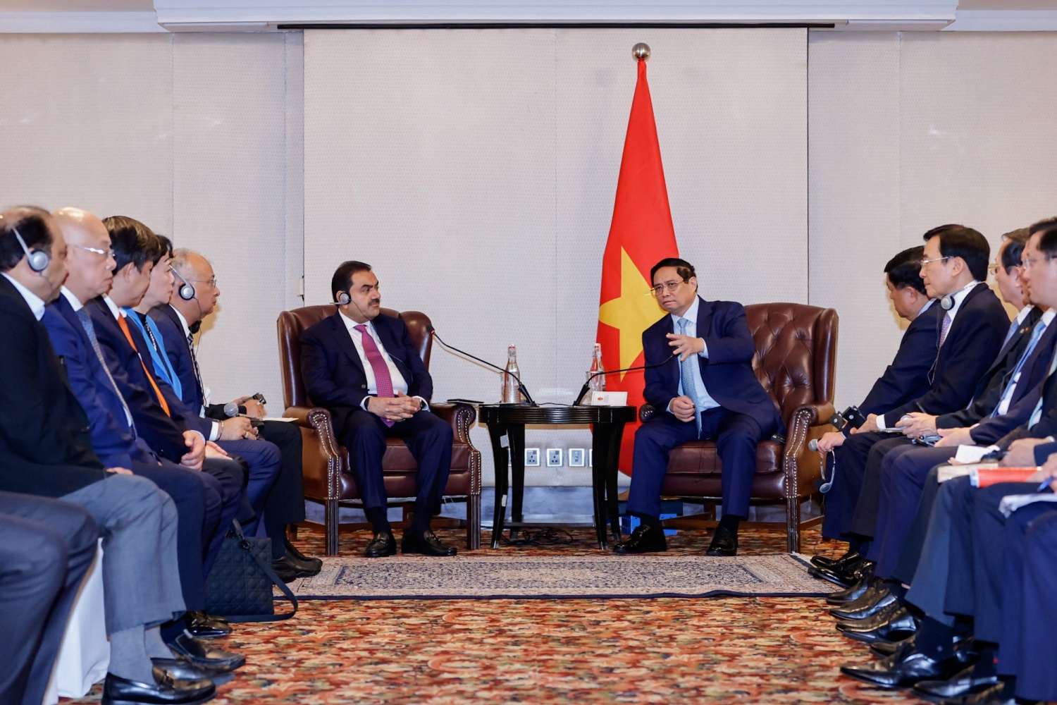 Thủ tướng tiếp lãnh đạo tập đoàn lớn nhất Ấn Độ, thúc đẩy hàng loạt dự án hạ tầng lớn