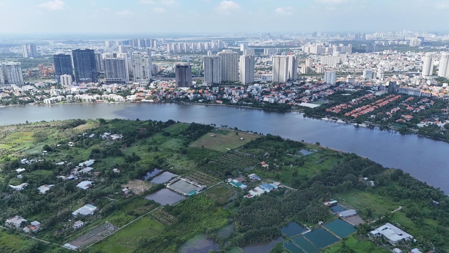 Hình ảnh bán đảo Bình Quới - Thanh Đa sau hơn 3 thập kỷ quy hoạch treo