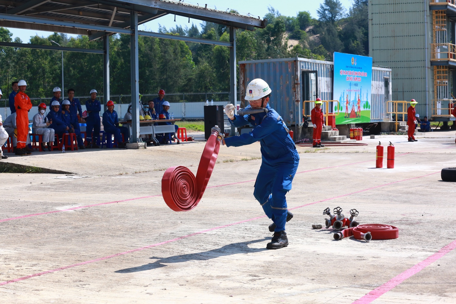 BSR tổ chức Hội thi An toàn vệ sinh viên giỏi lần II, năm 2024 BSR tổ chức Hội thi An toàn vệ sinh viên giỏi lần II, năm 2024