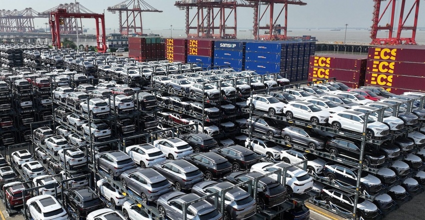 Trung Quốc: Bùng nổ năng lượng sạch vào năm 2023