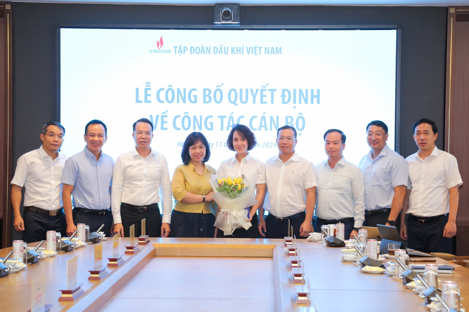 Petrovietnam trao quyết định bổ nhiệm Phó trưởng Ban Tổng hợp Tập đoàn