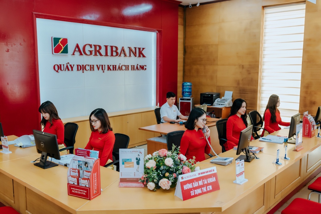 Điểm tin ngân hàng ngày 12/8: Agribank rao bán 3 lô đất và căn chung cư tại Hà Nội để thu hồi nợ xấu