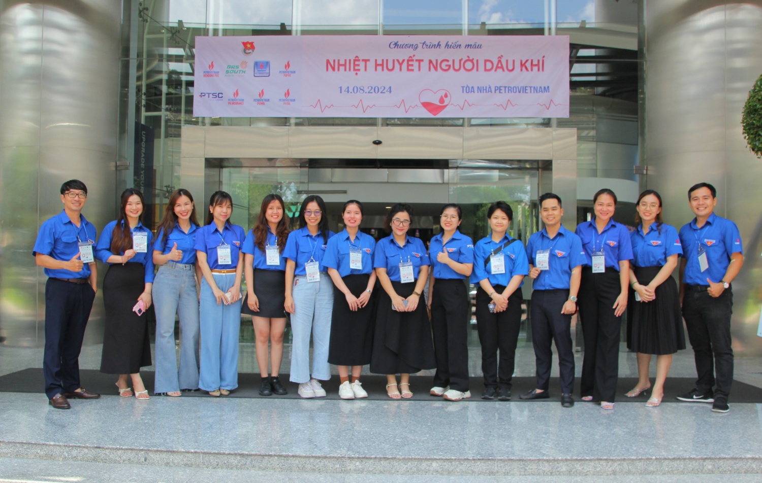 Các đơn vị Dầu khí khu vực TP HCM tham gia hiến máu nhân đạo Các đơn vị Dầu khí khu vực TP HCM tổ chức hiến máu nhân đạo