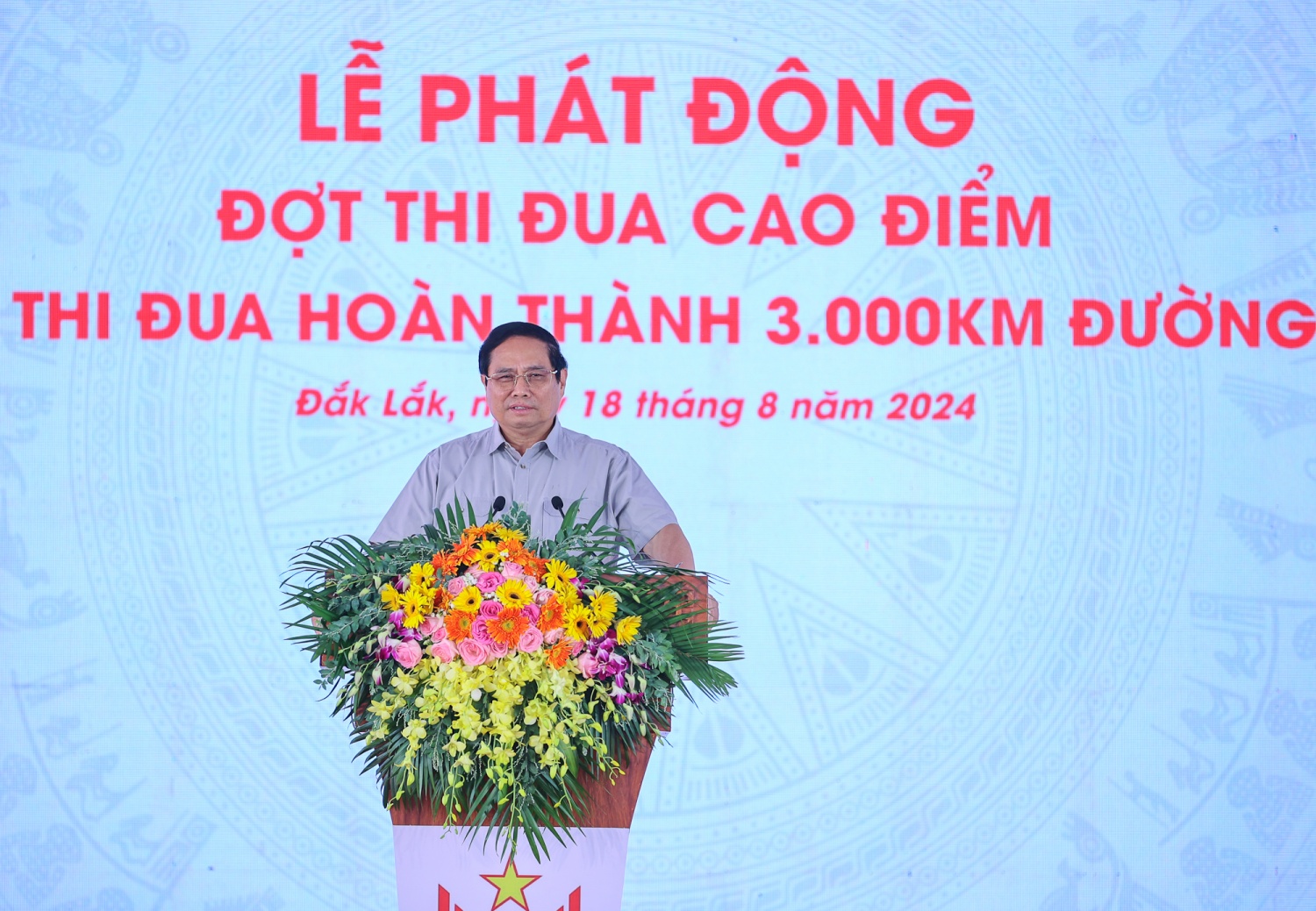 Thủ tướng: Chung sức, đồng lòng để có ít nhất 3.000 km cao tốc vào năm 2025