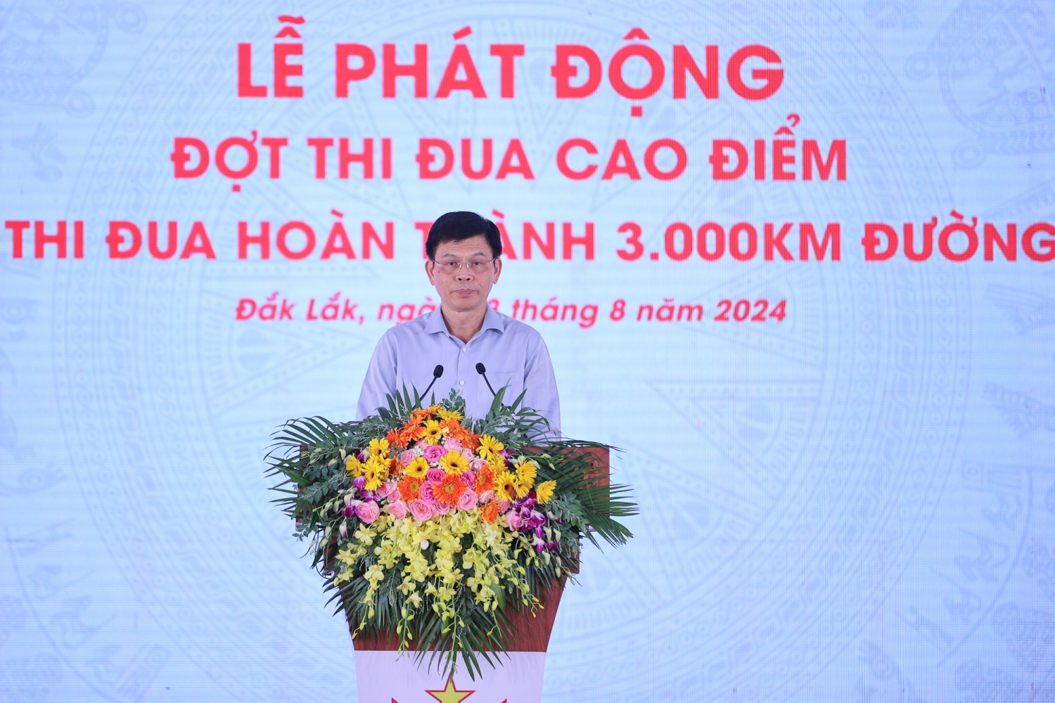 Thủ tướng: Chung sức, đồng lòng để có ít nhất 3.000 km cao tốc vào năm 2025