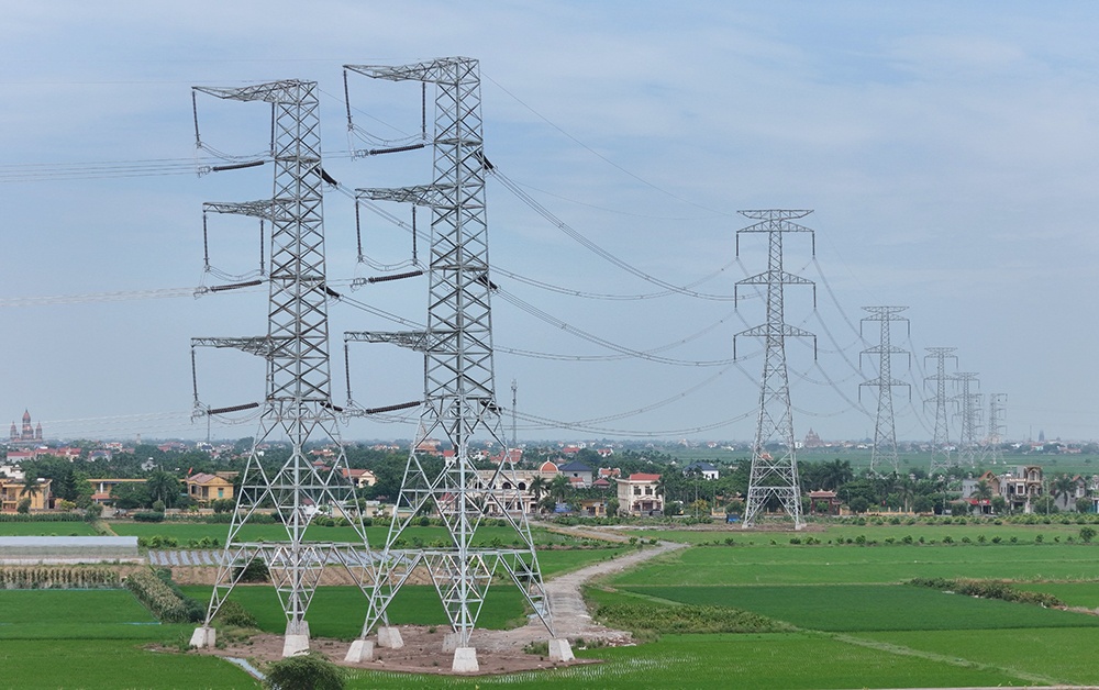 Hoàn thành đóng điện Đường dây 500kV mạch 3 cung đoạn Nam Định 1 - Phố Nối