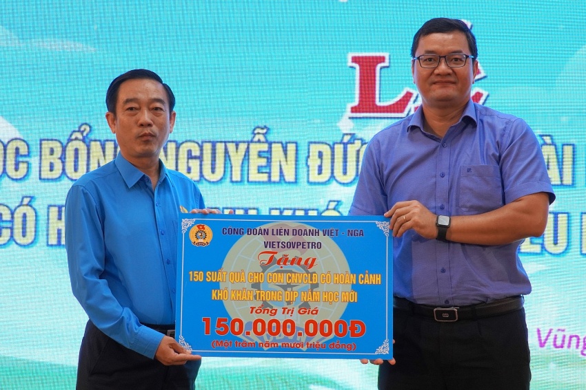 Công đoàn Vietsovpetro tham gia trao học bổng Nguyễn Đức Cảnh dài hạn năm 2024